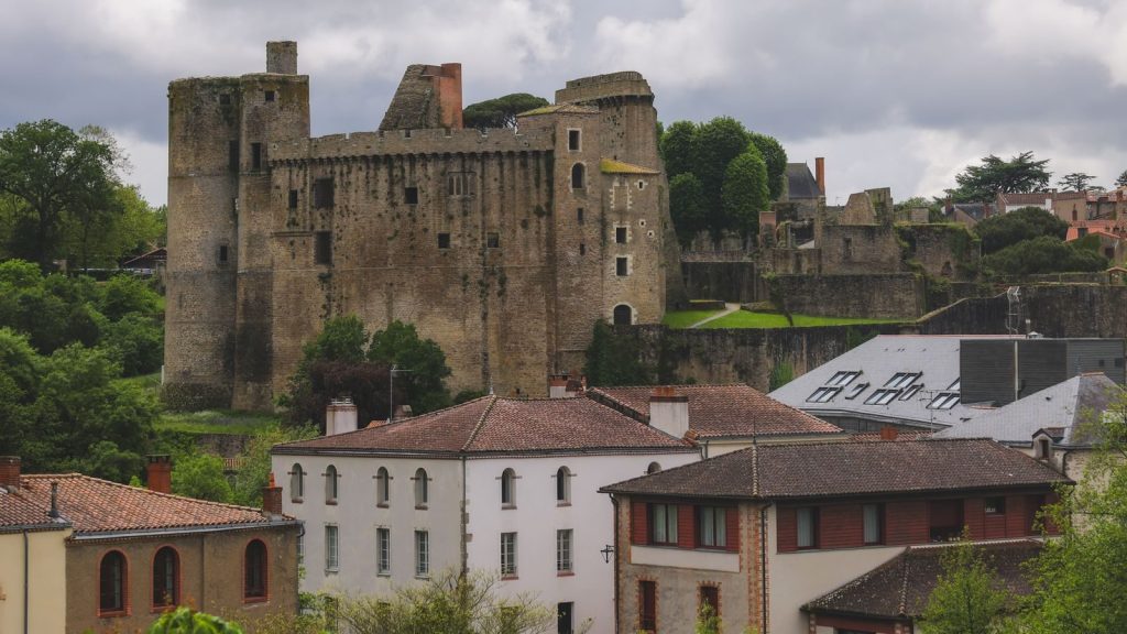 Château de suze-la-rousse